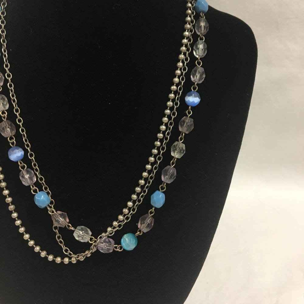 + Multi Chained Necklace - Picture 2 of 3